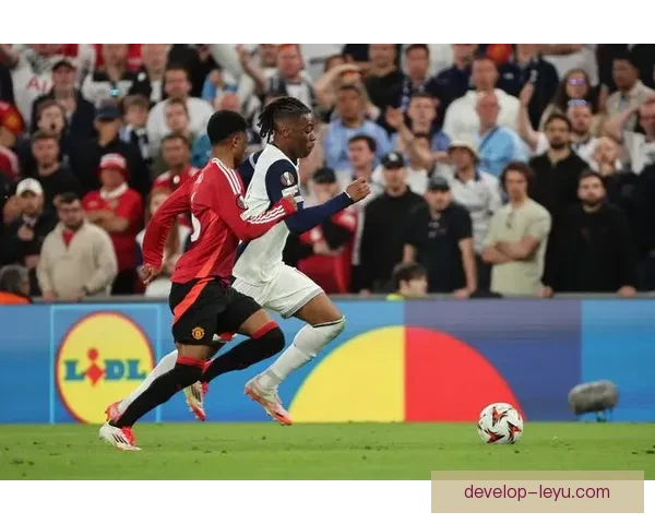 托特纳姆热刺俱乐部历史发展战术革新球星传承与未来蓝图解析深度