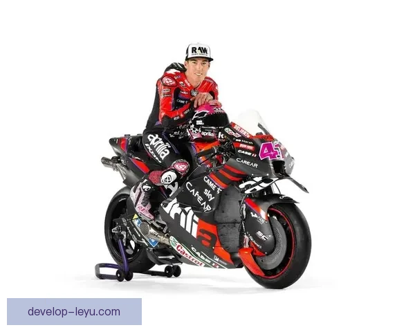 MotoGP赛季精彩回顾 意大利车手斩获全新胜利记录挑战极限